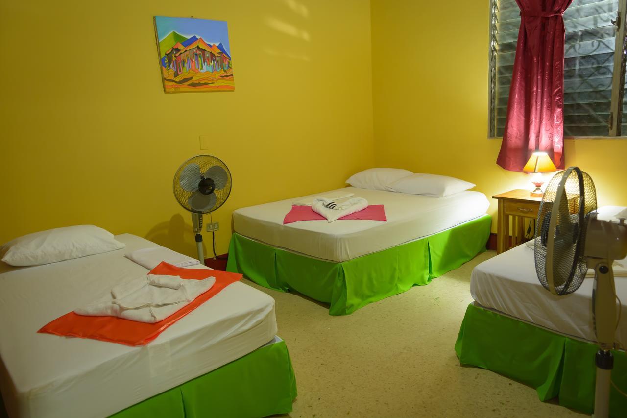 Hostal Fachente León Kültér fotó