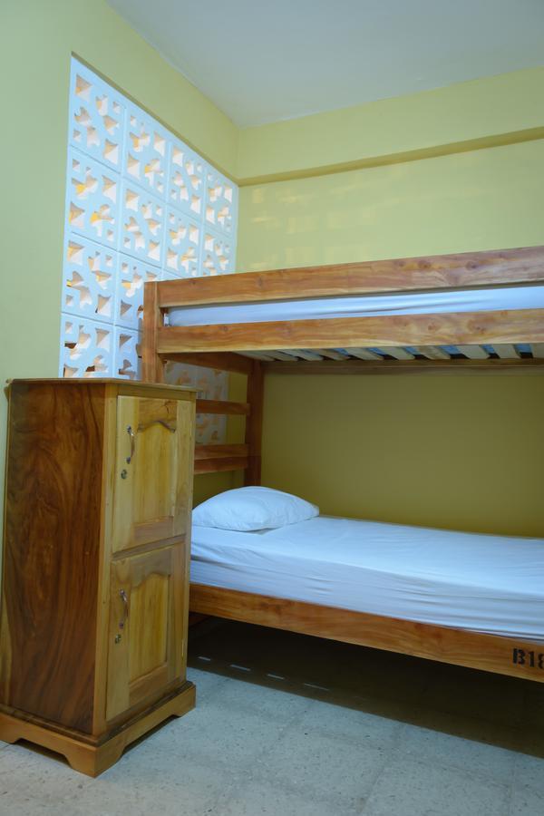 Hostal Fachente León Kültér fotó